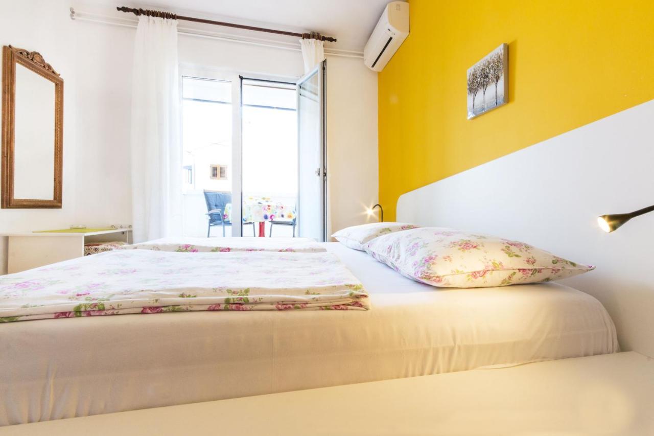 Guest House Marica روفينج المظهر الخارجي الصورة