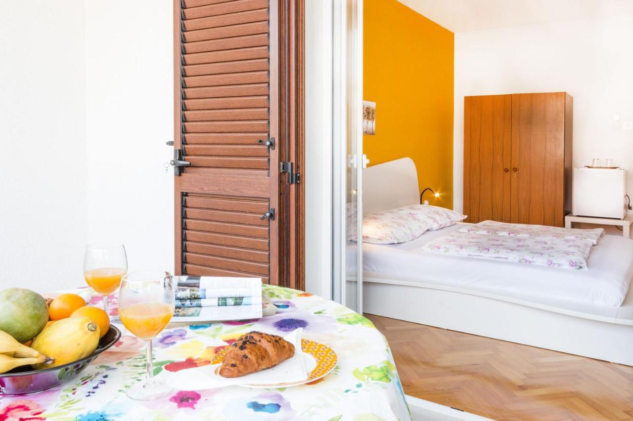 Guest House Marica روفينج المظهر الخارجي الصورة