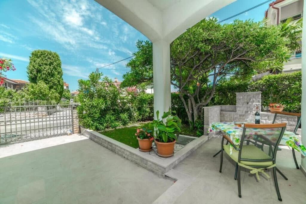 Guest House Marica روفينج المظهر الخارجي الصورة