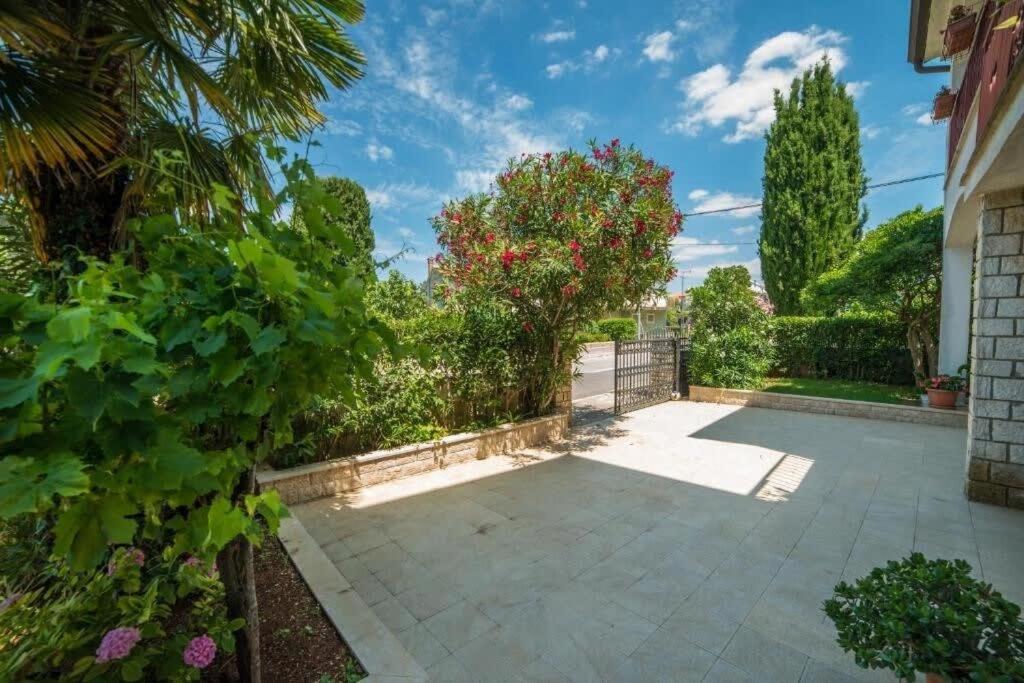 Guest House Marica روفينج المظهر الخارجي الصورة