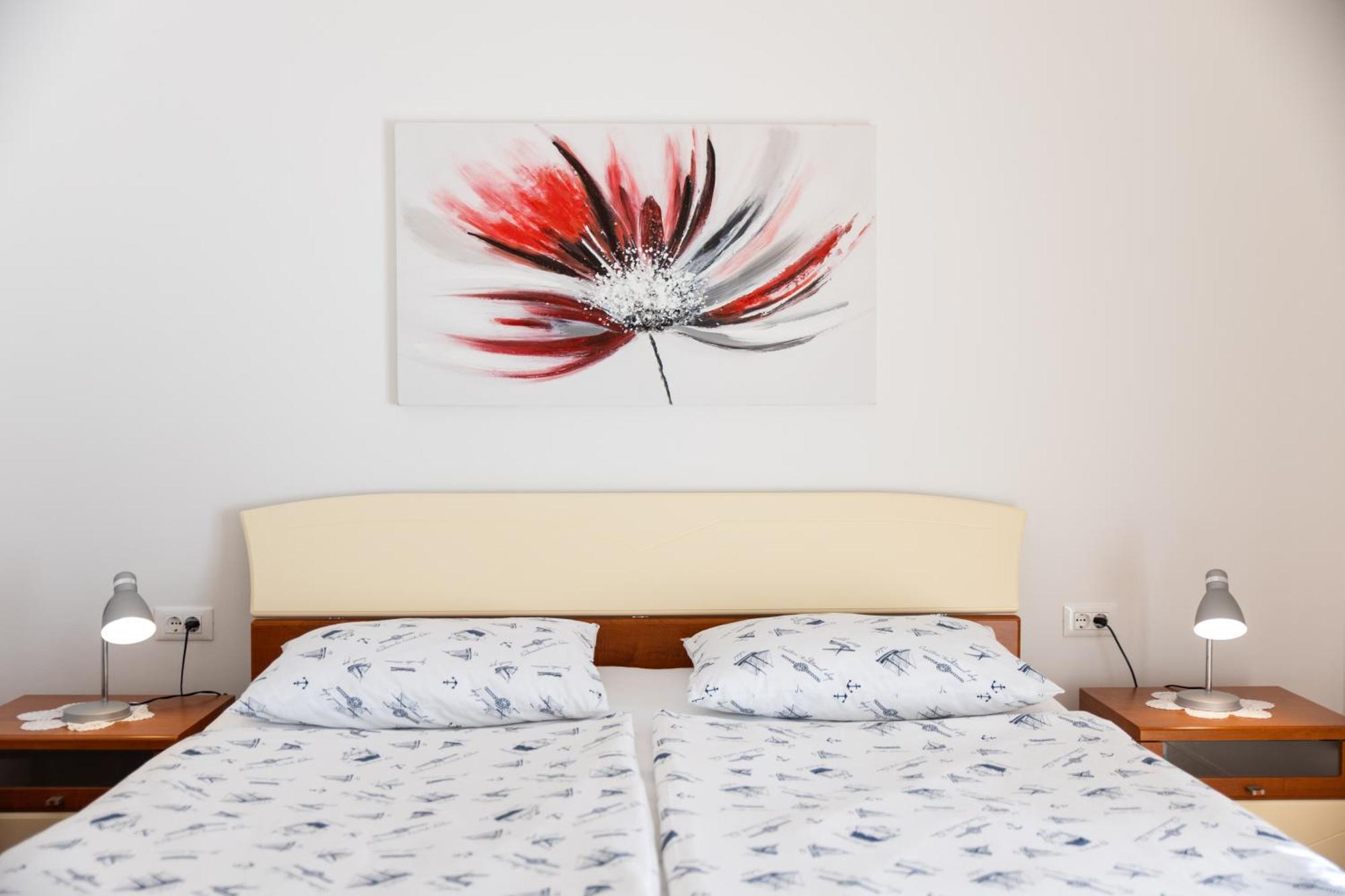 Guest House Marica روفينج المظهر الخارجي الصورة