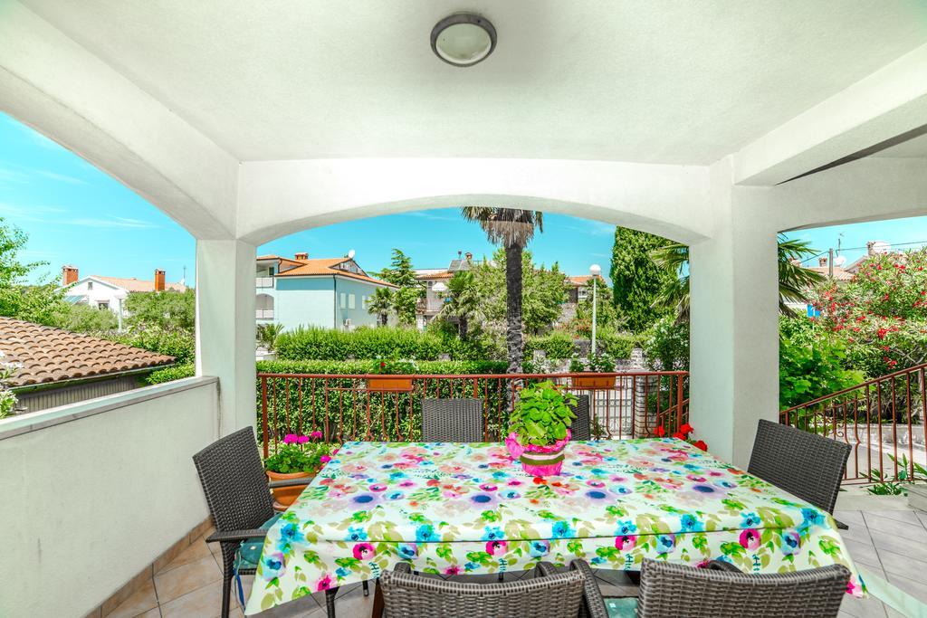 Guest House Marica روفينج المظهر الخارجي الصورة